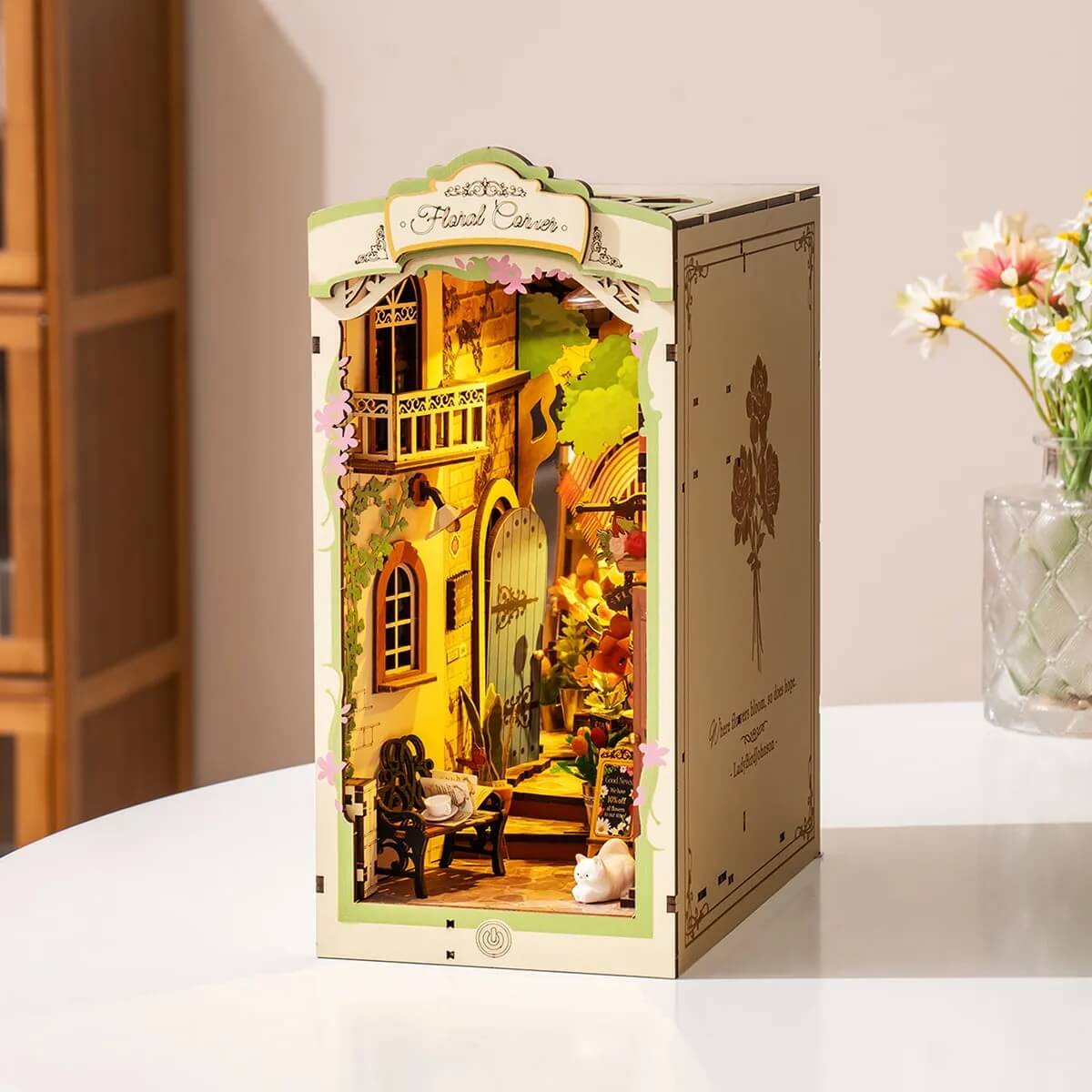 Floral Corner Book Nook Kit