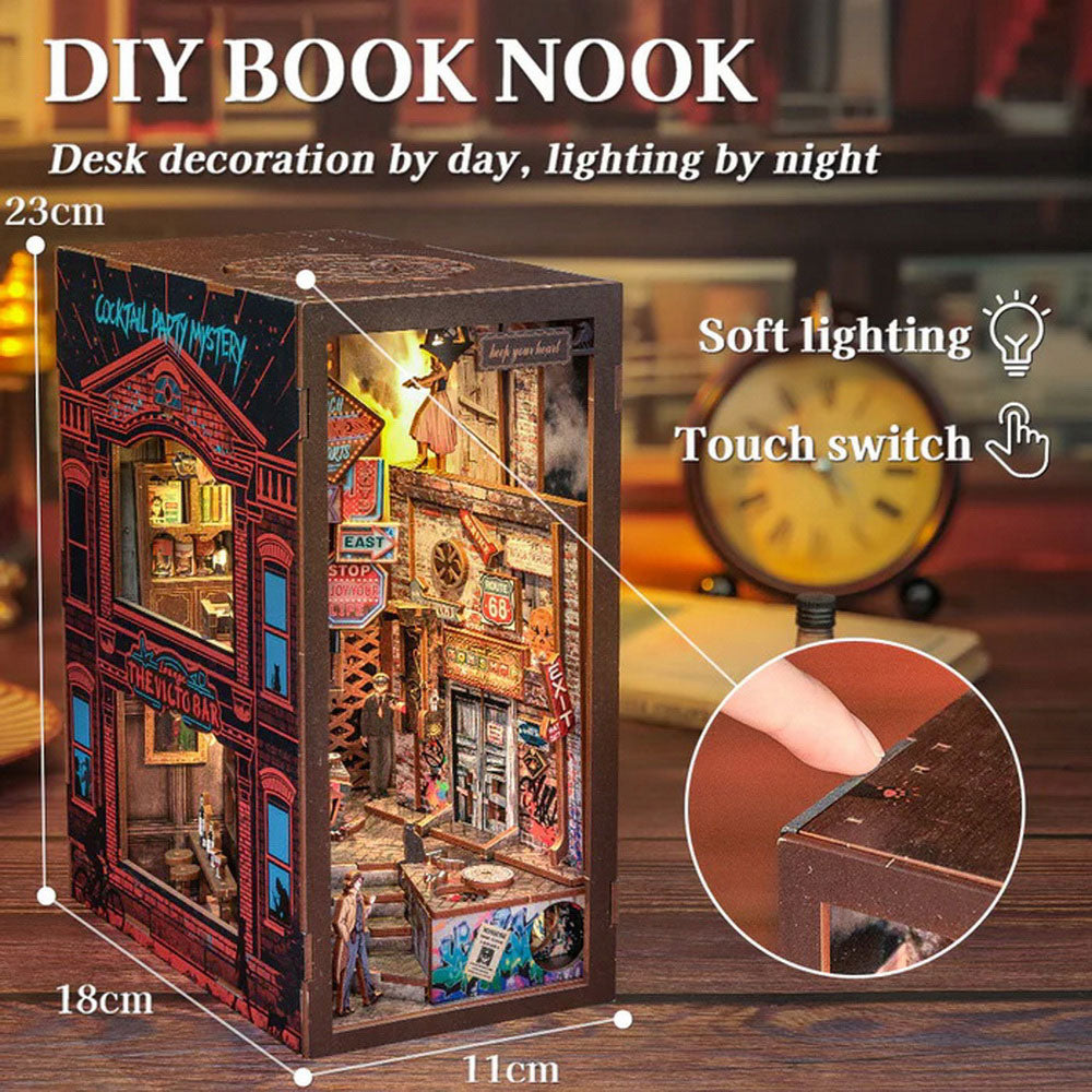 The Long Goodbye Book Nook Kit