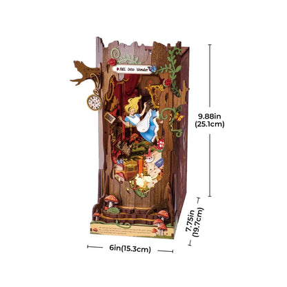 Alice In Wonderland Book Nook Kit
