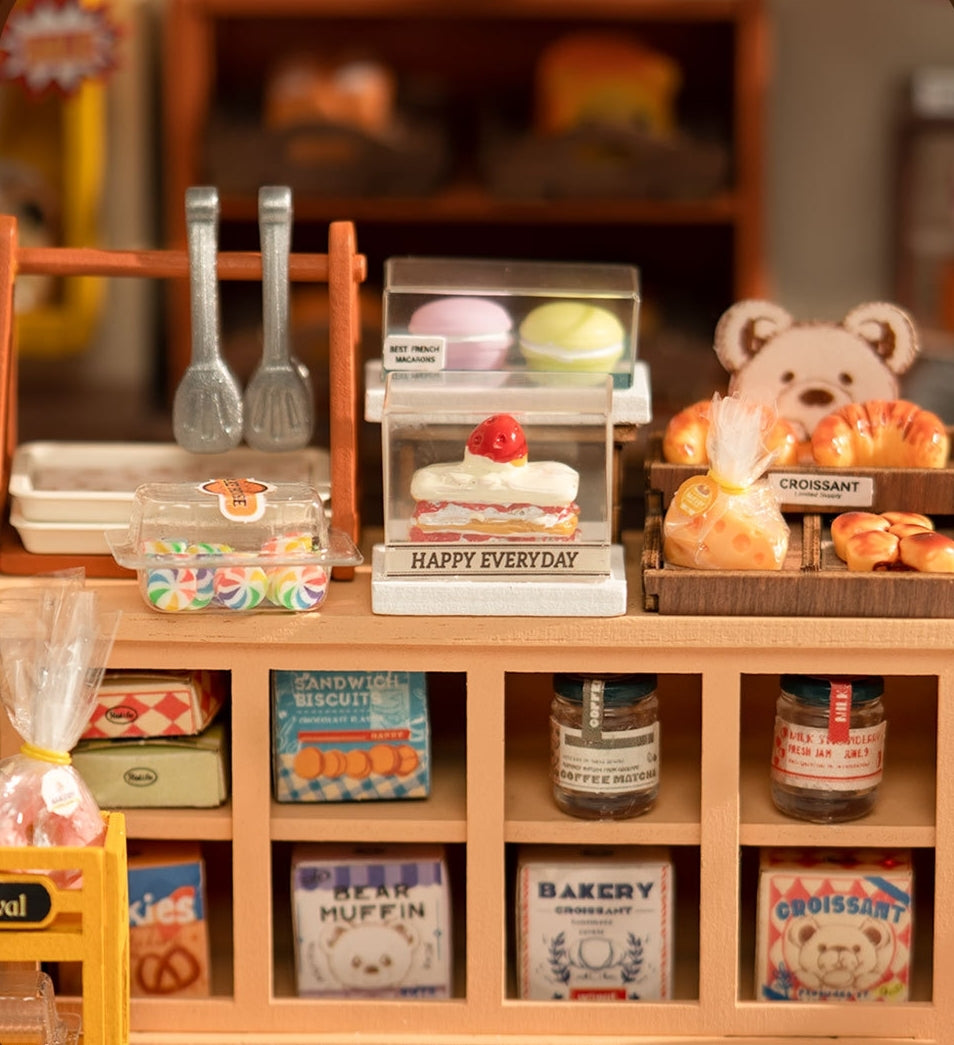 Becka's Baking House bakery themed diy miniature house - miniature crafts