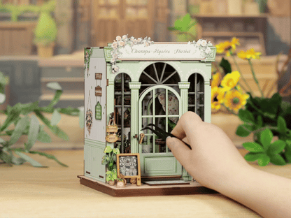 Champs-Élysées Florist DIY Miniature House
