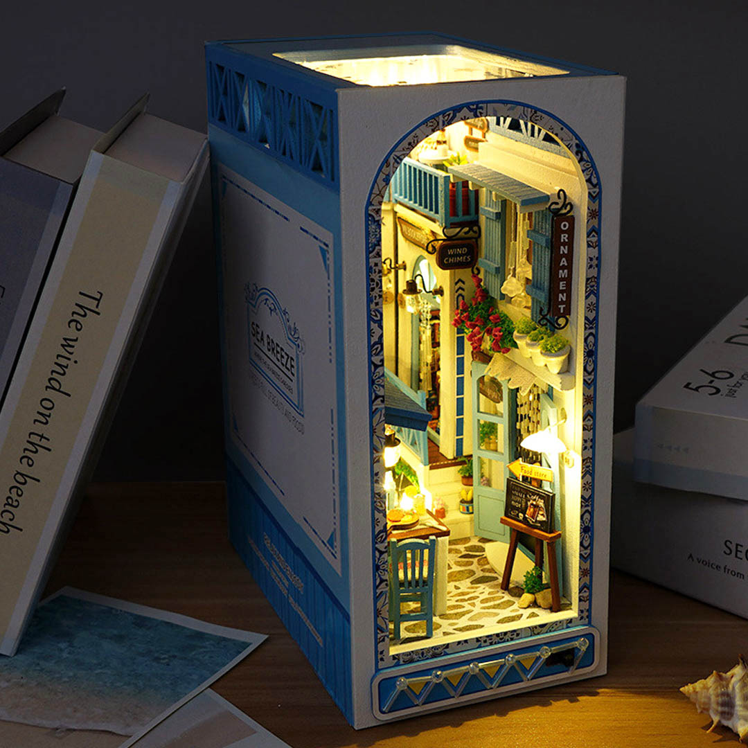 Sea Breeze Book Nook Kit