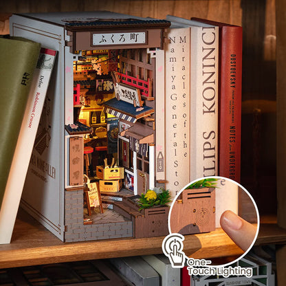 Sakura Wine Alley Book Nook Kit